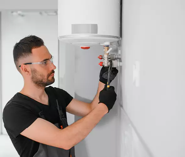 Expert Plumber for Water Heater Expansion Tank Installation in Miami, FL