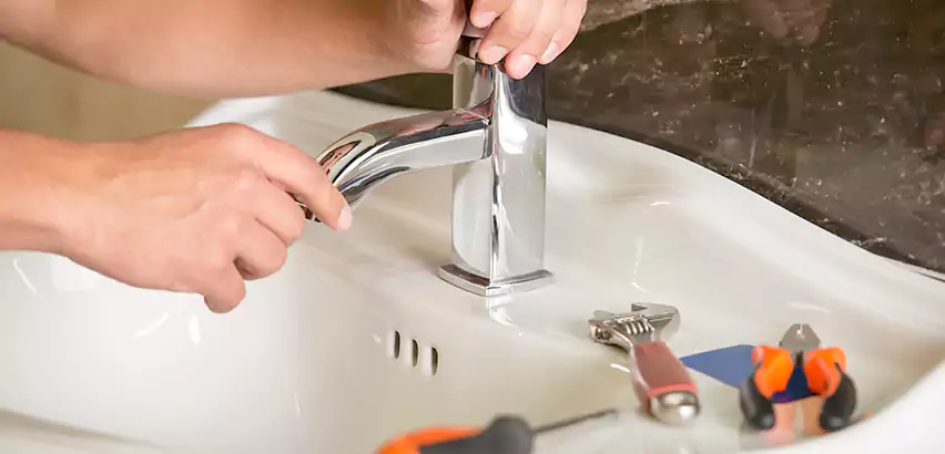 Bathtub Faucet Replacement in Miami