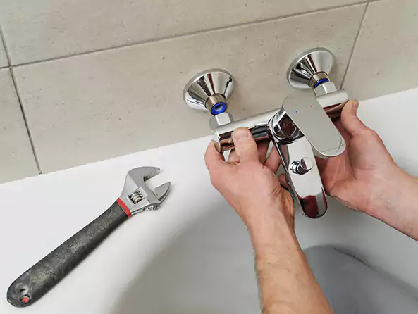 Why Choose Miami Plumbing and Heating for Bathtub Faucet Replacement in Miami, FL?